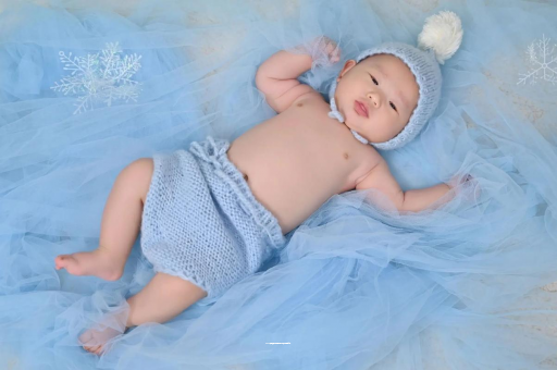 临汾宝宝眼睛肿是什么原因 临汾宝宝眼睛肿是什么原因